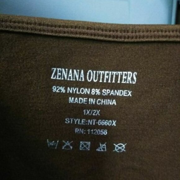 Set of Ladies Zenana Outfitters Blouses x2 - Picture 3 of 5